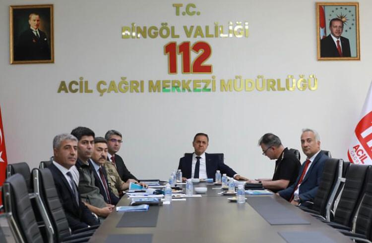 112 Acil Çağrı Hizmetleri İl Koordinasyon Toplantısı, Valimiz Sn. Ahmet Hamdi USTA başkanlığında yapıldı.
