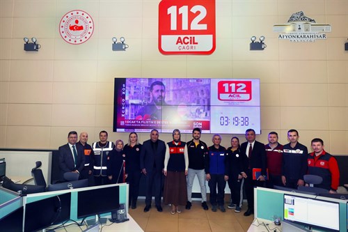 Valimiz Doç. Dr. Kübra Güran Yiğitbaşı 112 Acil Çağrı Merkezi Müdürlüğümüzü Ziyaret Etti.