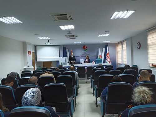 Yıl sonu değerlendirmesi yapılmış olup, Diksiyon, Temel Yangın Eğitimi ve bina tahliyesi  konularında hizmet içi eğitim gerçekleştirilmiştir.