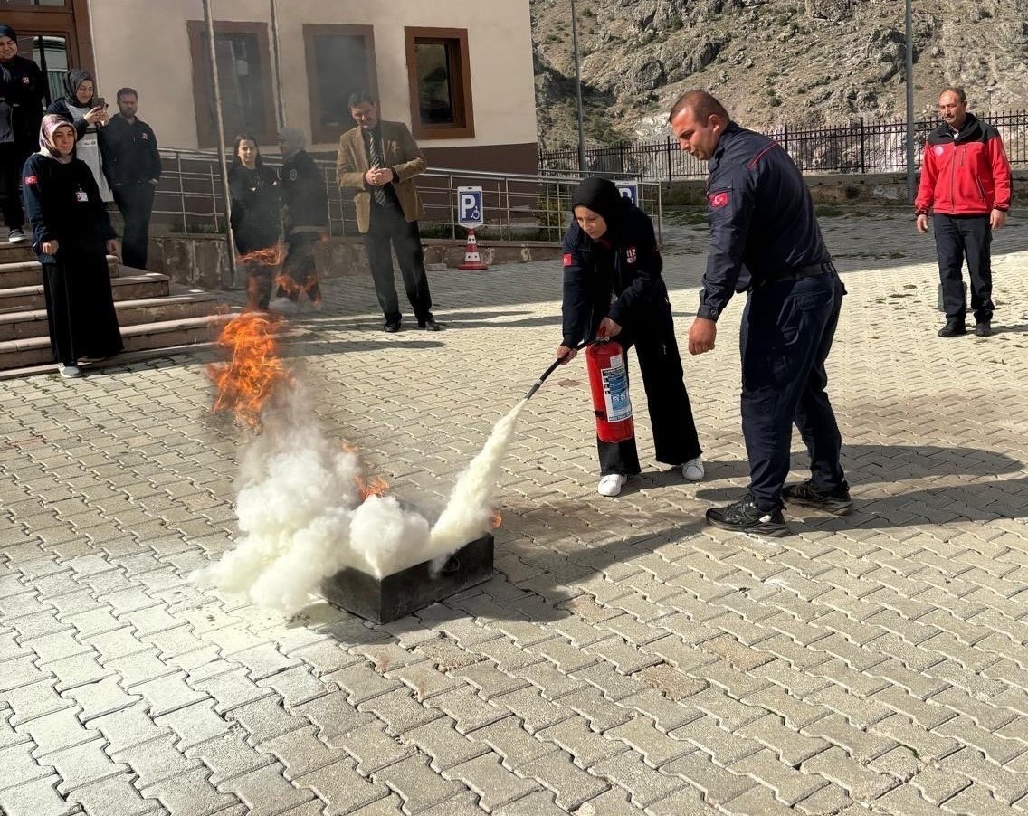 2024 Yılı Yangın Söndürme Eğitimi ve Tatbikatı Yapıldı