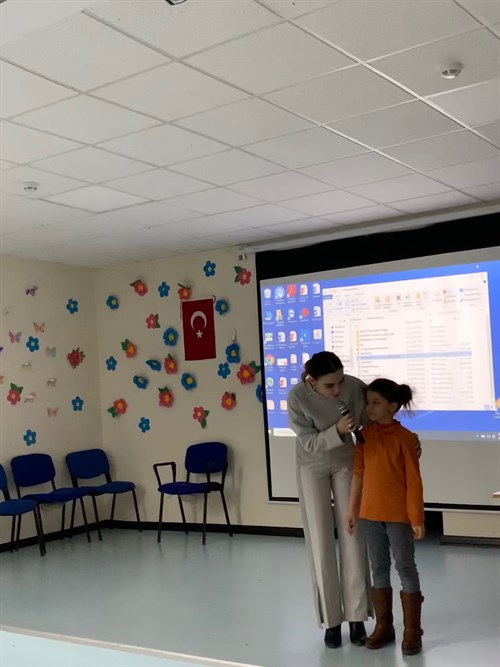 Köseköy Gazi İlkokulu ve Dürdane İlkokuluna 112 Acil Çağrı Merkezi Projesi genel  tanıtımı yapıldı.