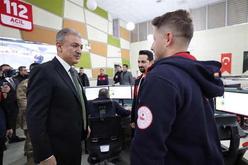 Sayın Valimiz Tuncay AKKOYUN ve Beraberindeki Heyet Kurumumuzu Ziyaret Ederek Personelimizin Yeni Yılını Kutladı