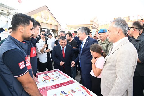 Osmaniye Büyük Aile Festivali Valimiz Dr. Erdinç YILMAZ'ın Katılımıyla Gerçekleştirildi.