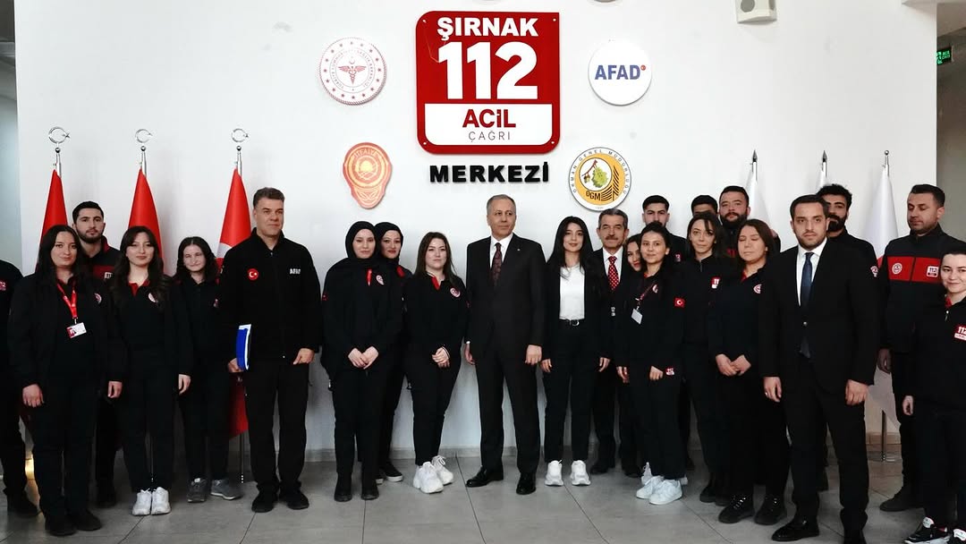 İLİMİZİ ZİYARET EDEN İÇİŞLERİ BAKANIMIZ SAYIN ALİ YERLİKAYA KURUM PERSONELLERİMİZLE BİR ARAYA GELDİ