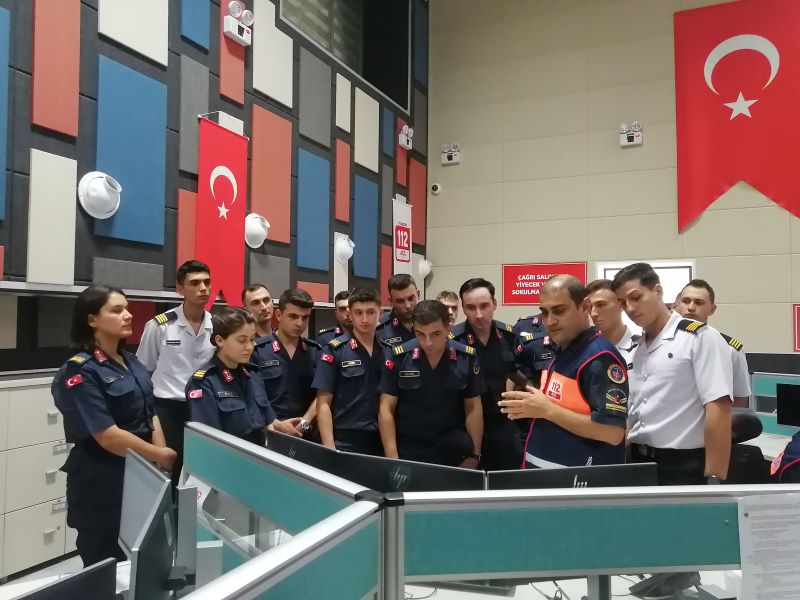Jandarma ve Sahil Güvenlik Akademisi Öğrencileri 112 Acil Çağrı Merkezini Ziyaret Ettiler