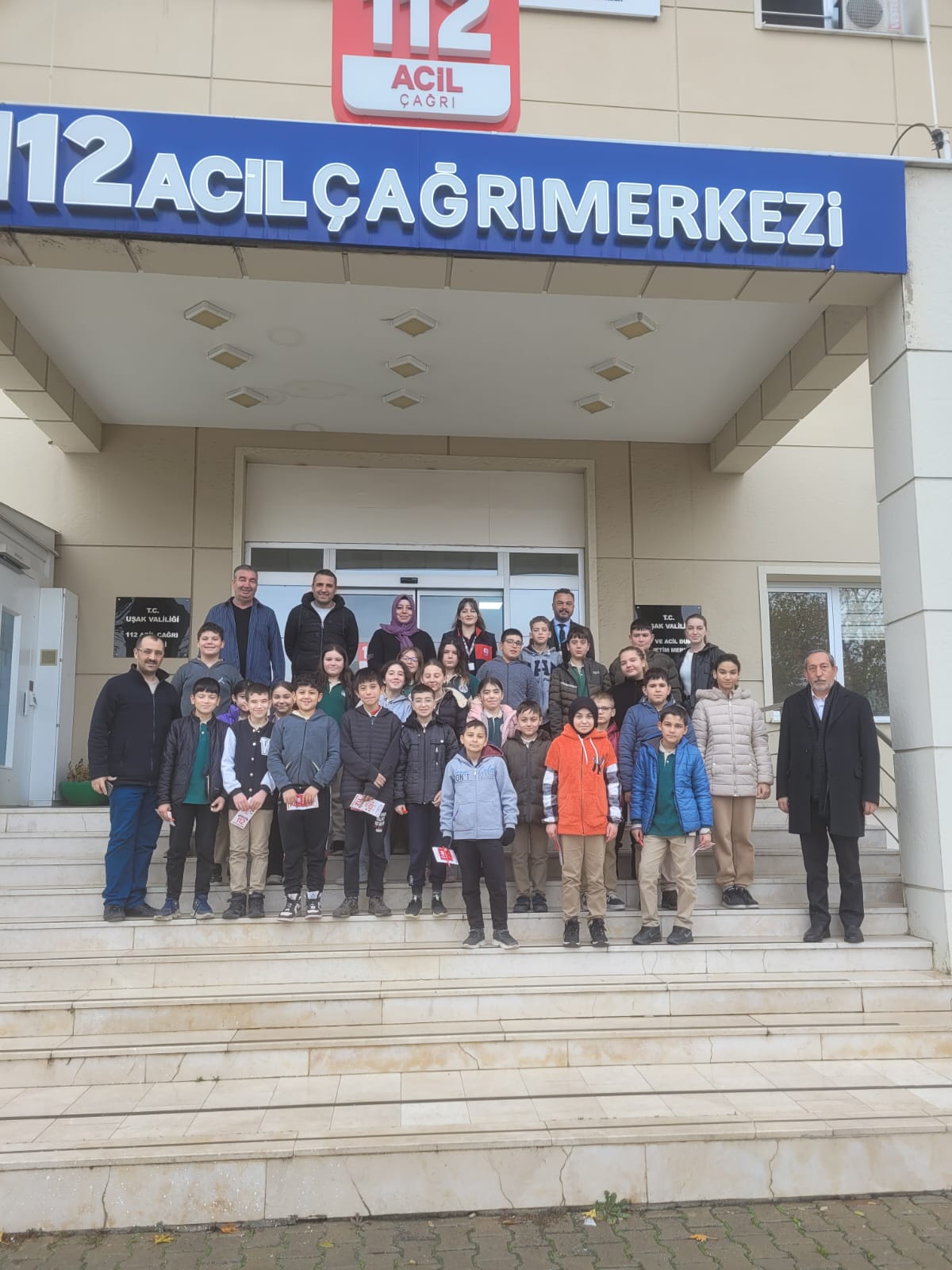 Mehmet Akif İnan  İmam Hatip Ortaokulu Öğrencilerinden Uşak 112 Acil Çağrı Merkezi Müdürlüğüne Ziyaret