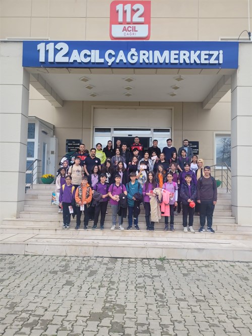 Ömer Dönmez Toklu Ortaokulu Öğrencilerinden Uşak 112 Acil Çağrı Merkezi Müdürlüğüne Ziyaret